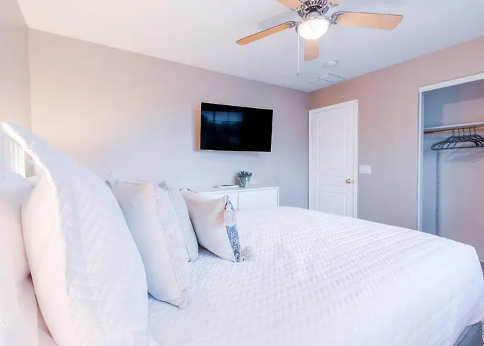 Holiday home Comfort For Long • Fast Wifi • Htd Pool *