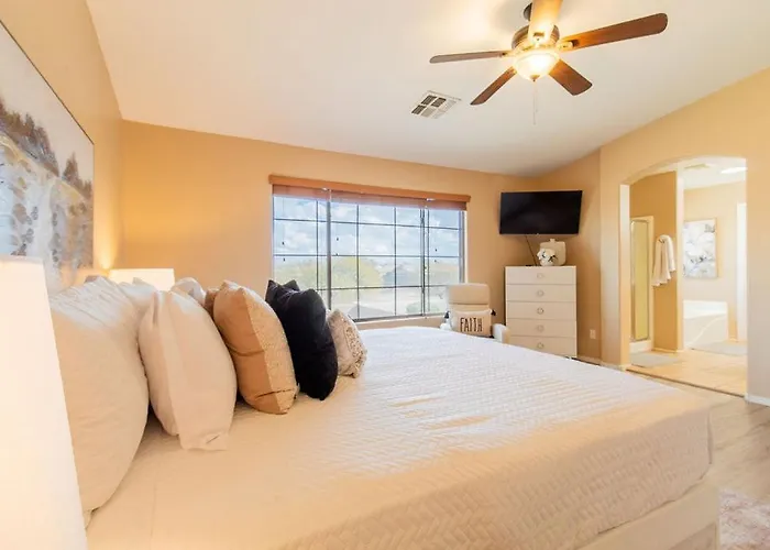 Holiday home Comfort For Long • Fast Wifi • Htd Pool *