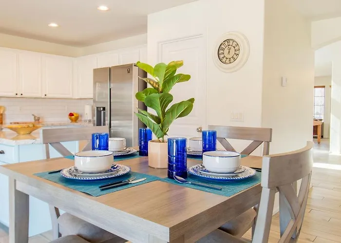 Holiday home Comfort For Long • Fast Wifi • Htd Pool